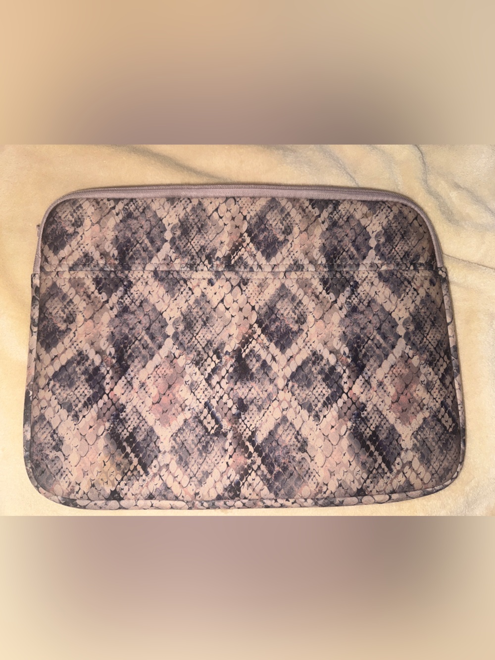 TagAlongs Laptop Holder